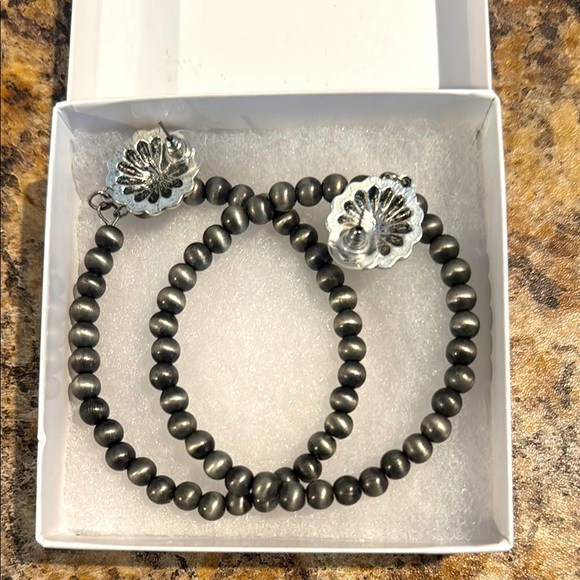 Western Navajo Style and Silver Hoop Earrings - Picture 4 of 5